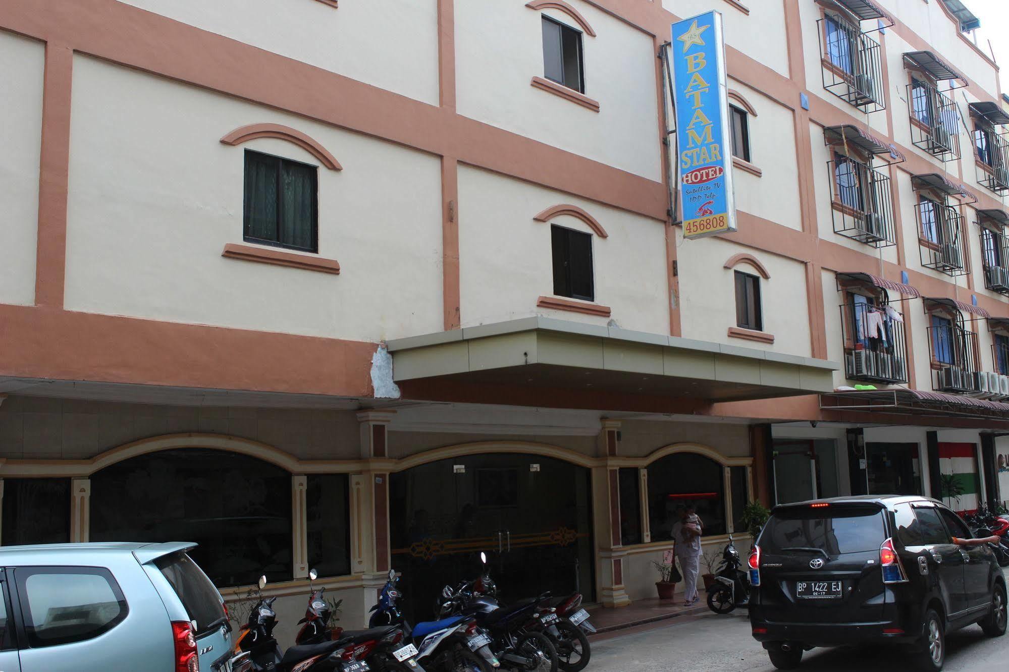 Batam Star Hotel Exterior photo